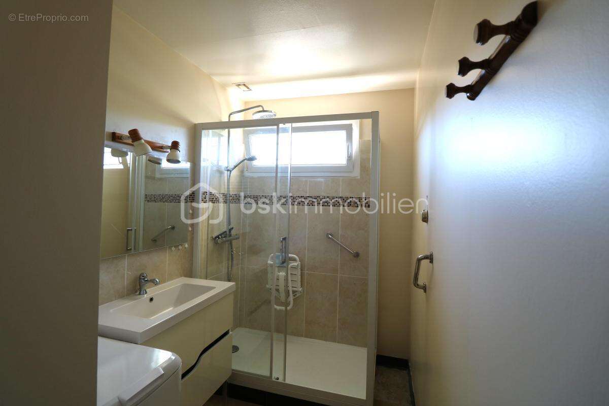 Maison à LONGUEVILLE