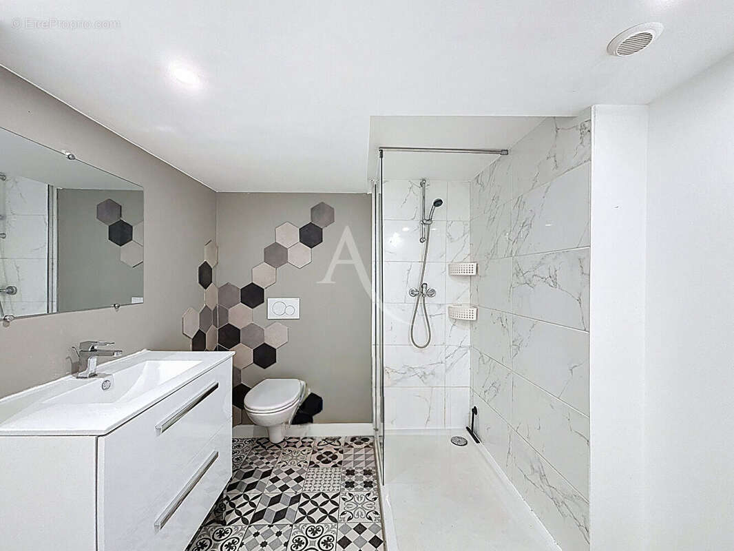 Nouveauté T3 de 58m²  coeur de Doutre ! - photo 5