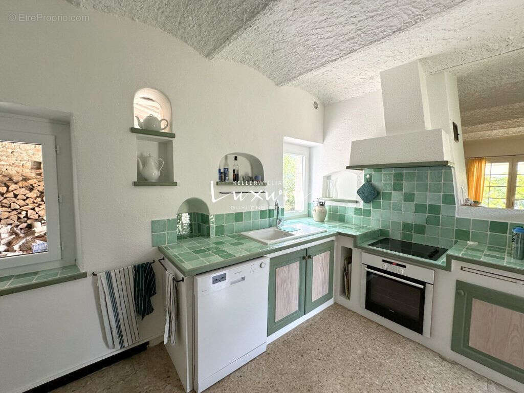 Maison à MOULEZAN