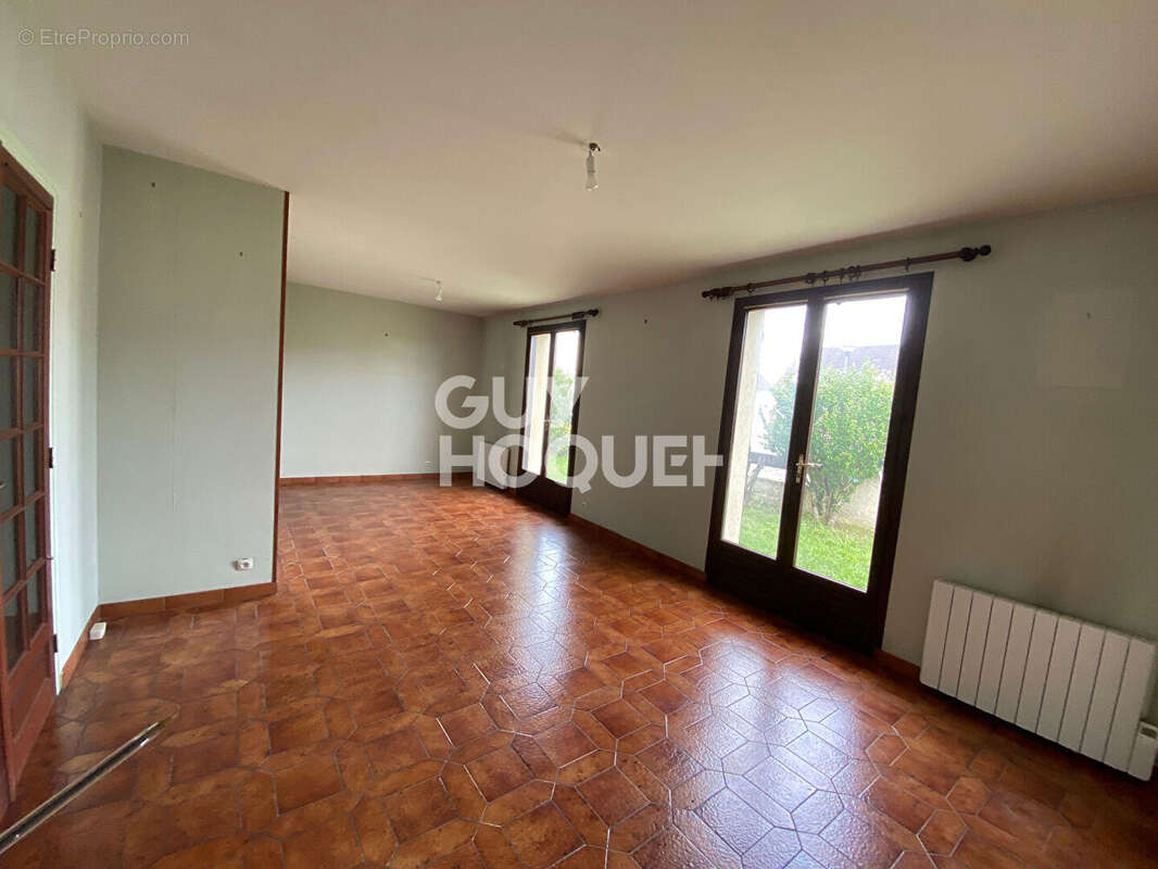 Maison à BEAUMONT-DU-GATINAIS