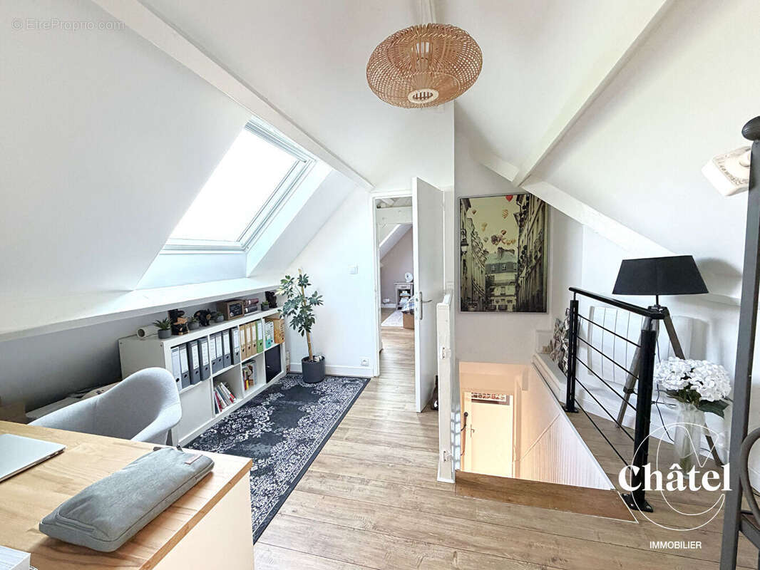 Maison à ERMENONVILLE