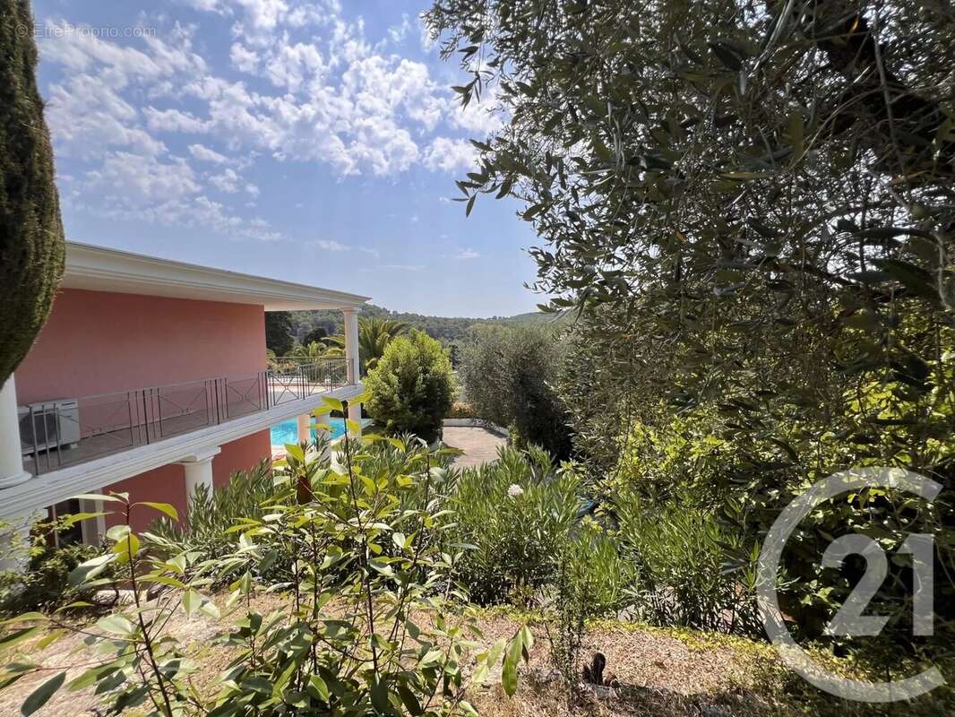 Maison à MOUGINS