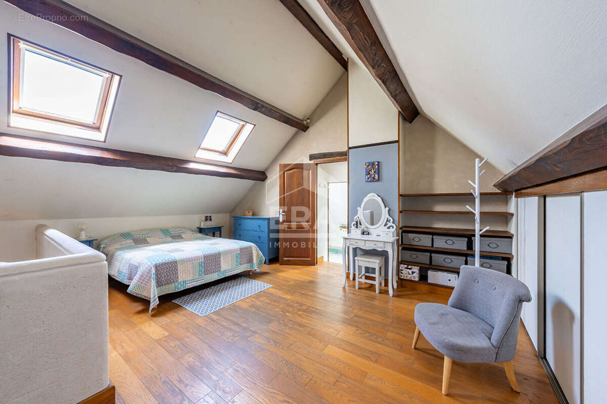 Maison à ECHARCON