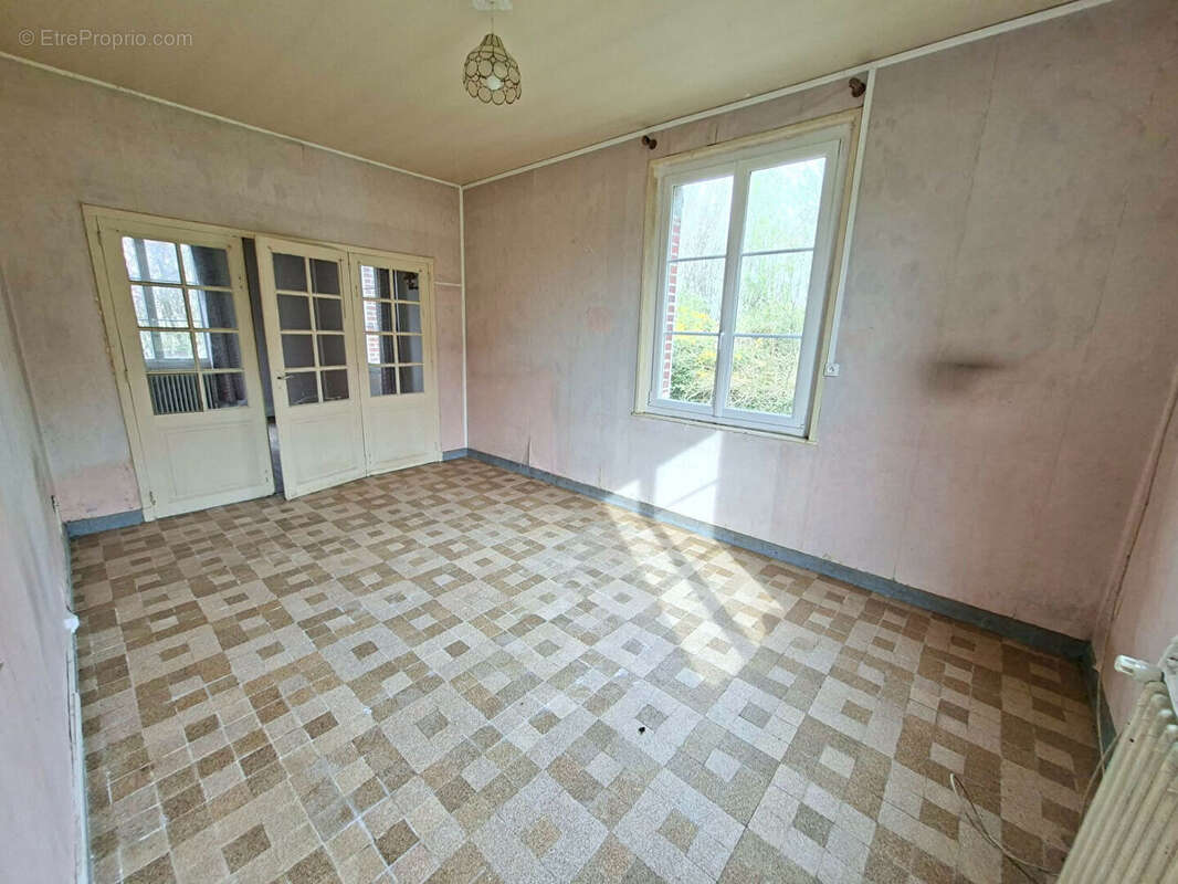 Maison à BRAYE-EN-THIERACHE