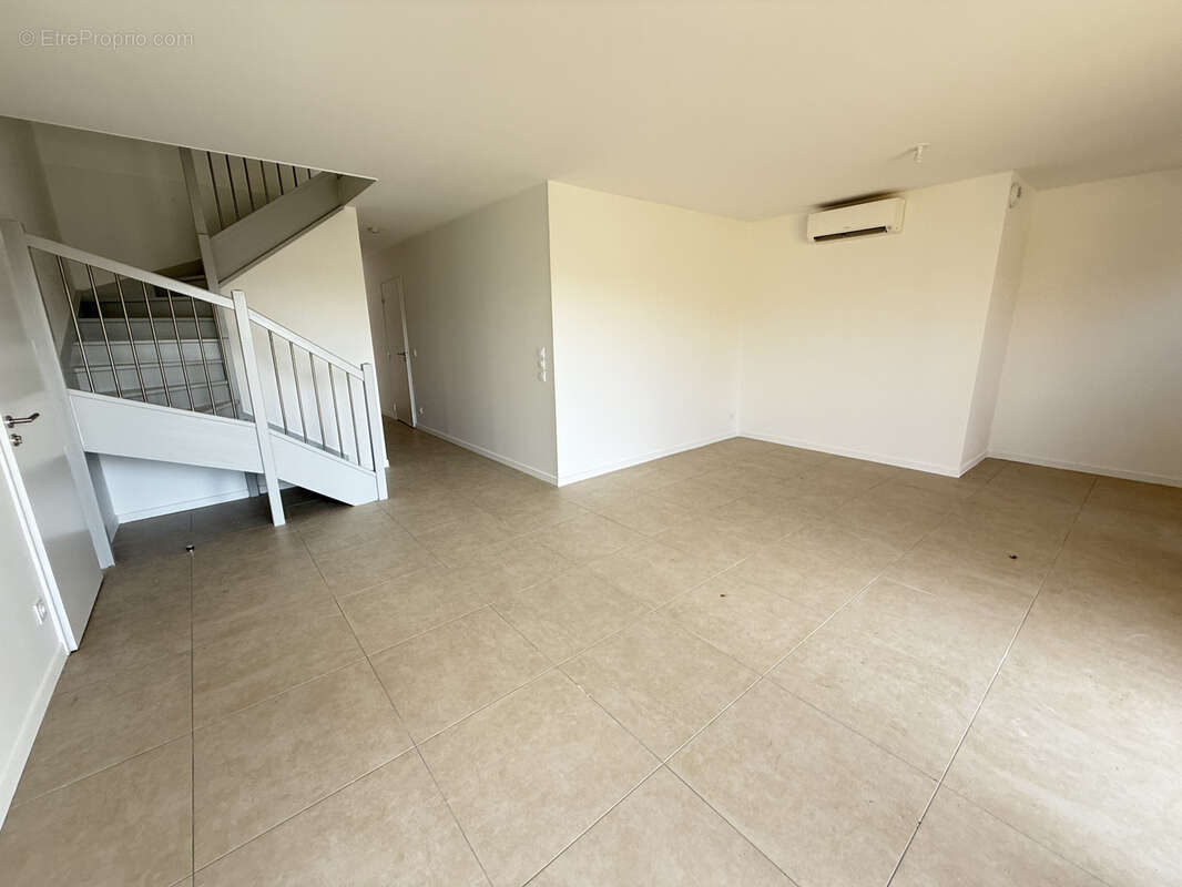 Maison à ARTIGUES-PRES-BORDEAUX