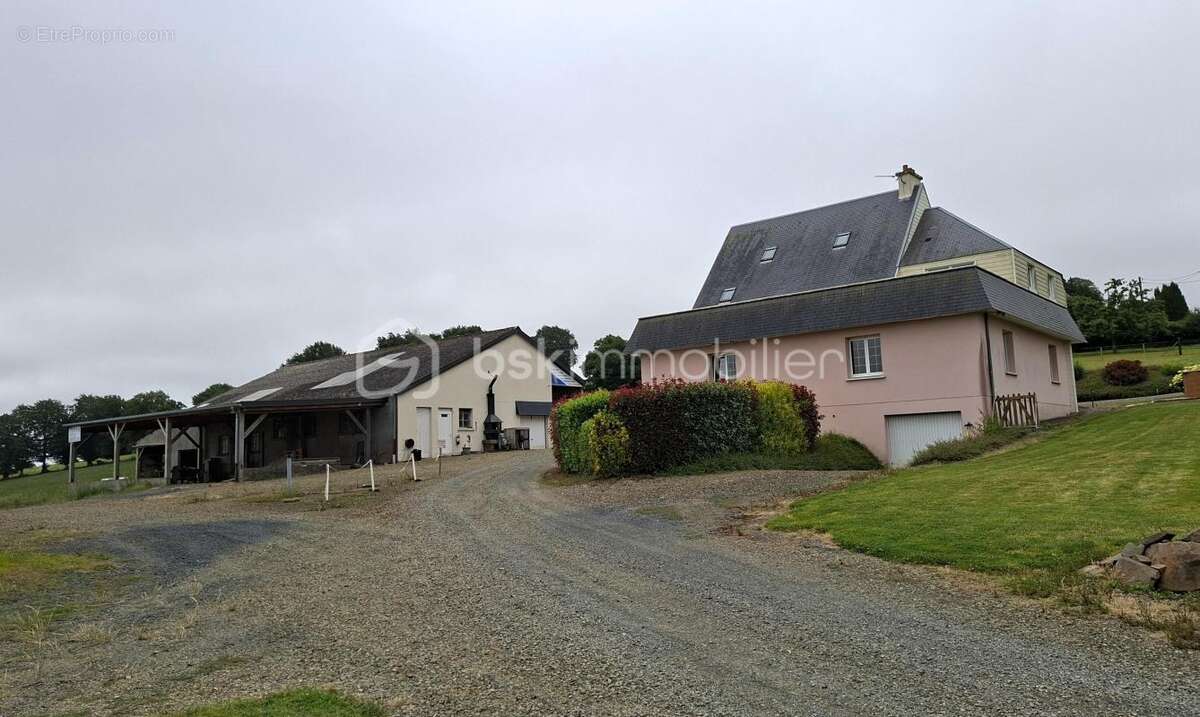 Propriété unique avec habitation de 200 m², vaste dépendance professionnelle - photo 24