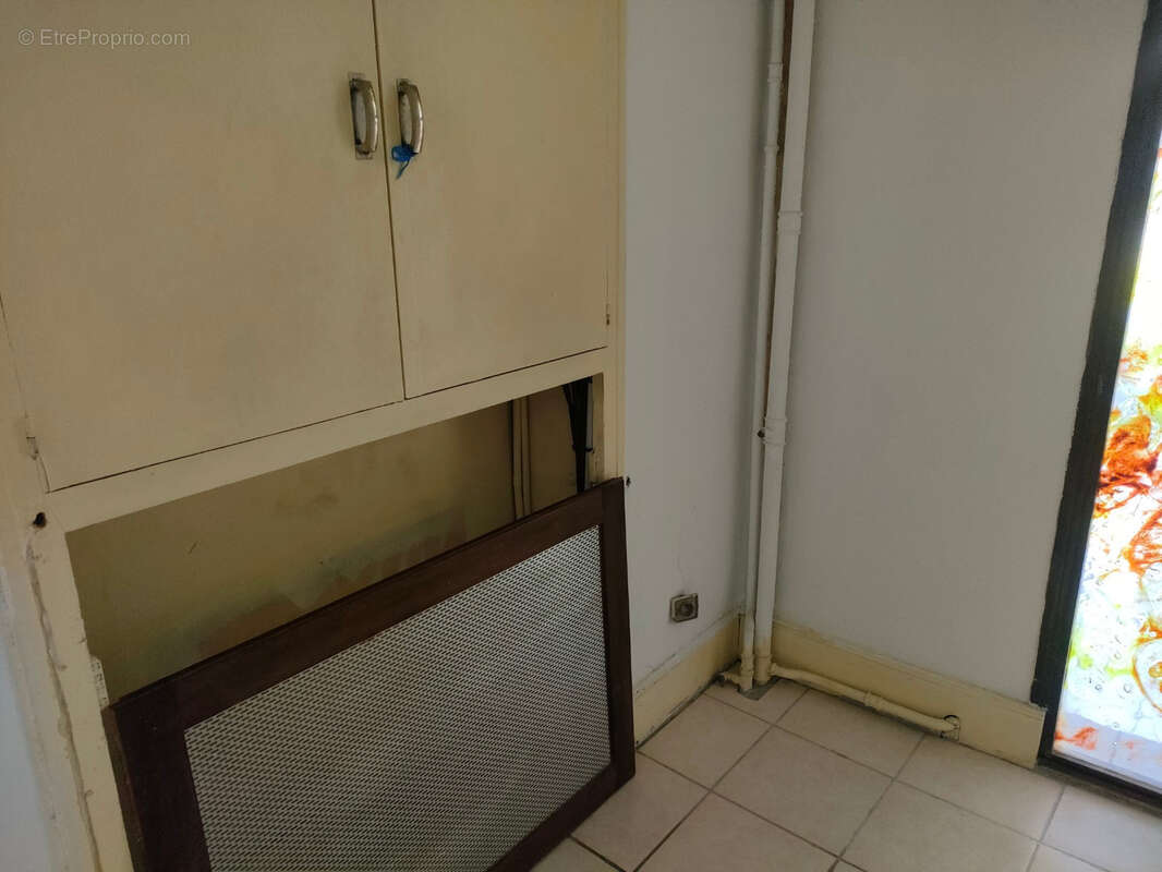 Commerce à BRIVE-LA-GAILLARDE