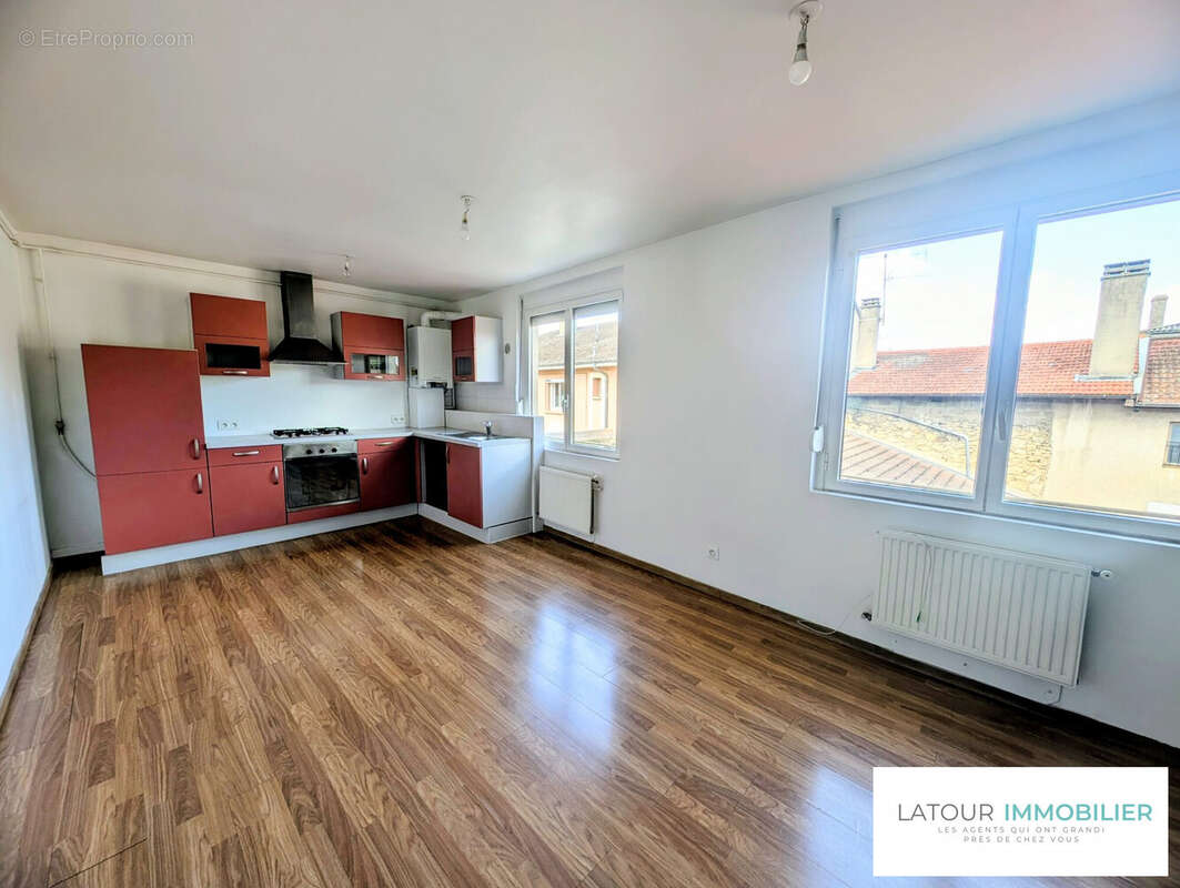 Appartement à BOURGOIN-JALLIEU