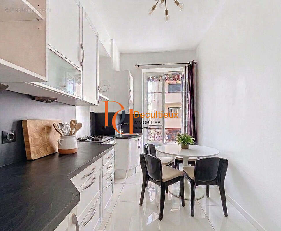 Appartement 101 m² à Villeurbanne  - photo 5