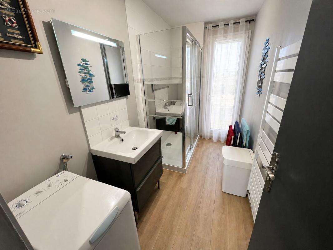 Appartement à SANARY-SUR-MER