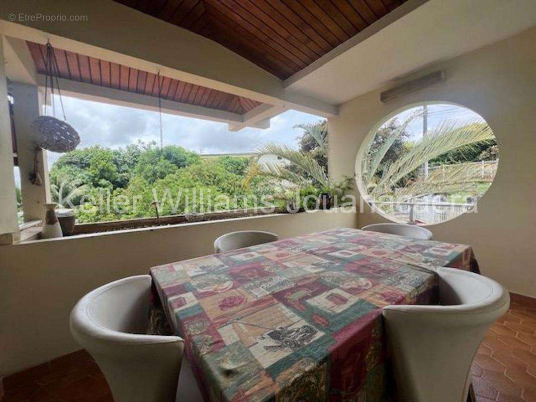 Maison à LE LAMENTIN