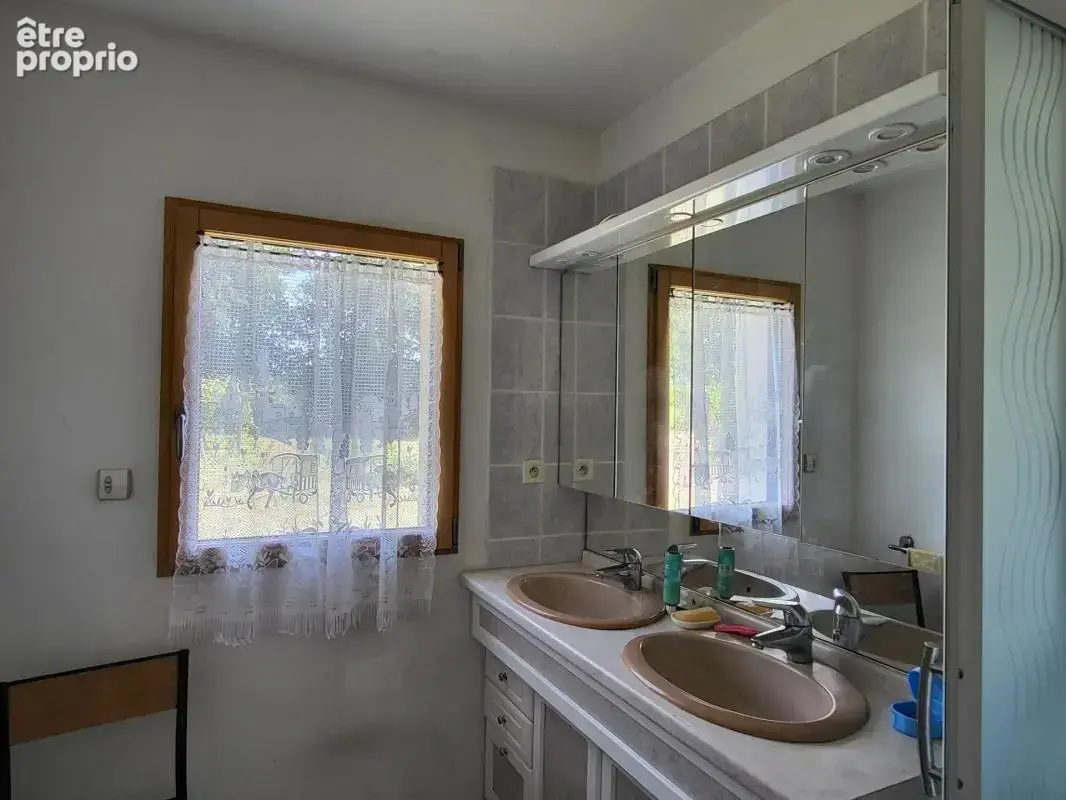 Maison de plain-pied à QUEMPERVEN (22450), piscine naturelle et verger ! - photo 19