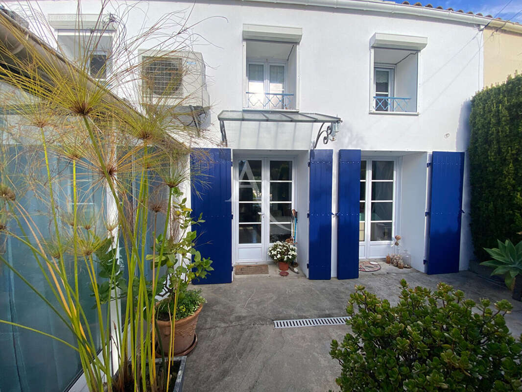 Maison à SAINT-NAZAIRE-SUR-CHARENTE