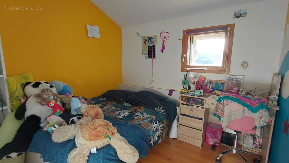 Maison à BEAUFORT-SUR-GERVANNE