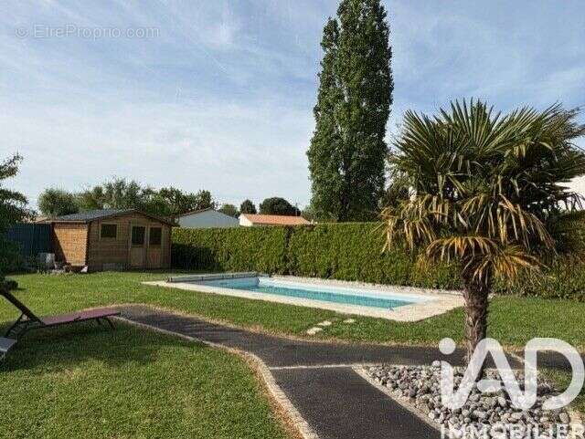 Photo 5 - Maison à VOUILLE