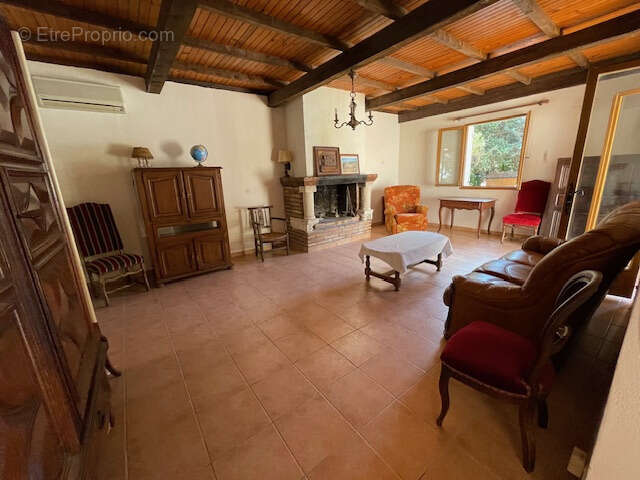 Maison à LEZIGNAN-LA-CEBE