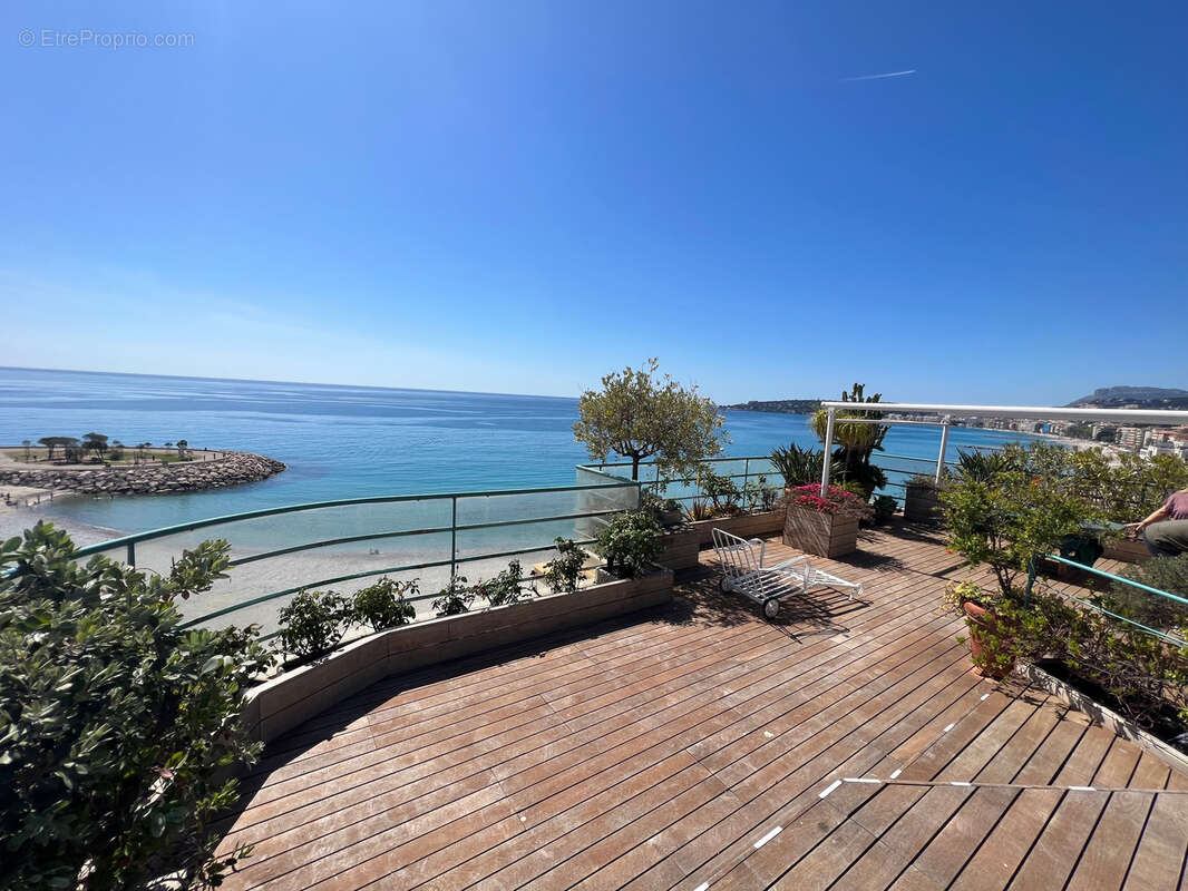 Appartement à MENTON