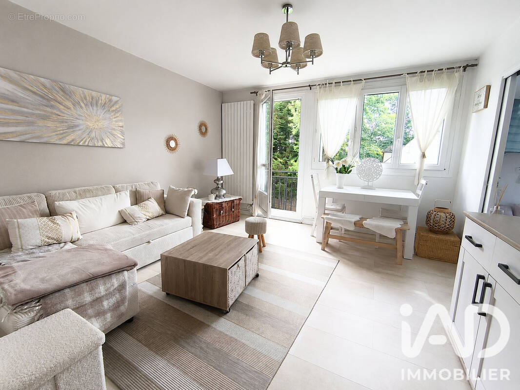 Photo 1 - Appartement à LE PLESSIS-TREVISE