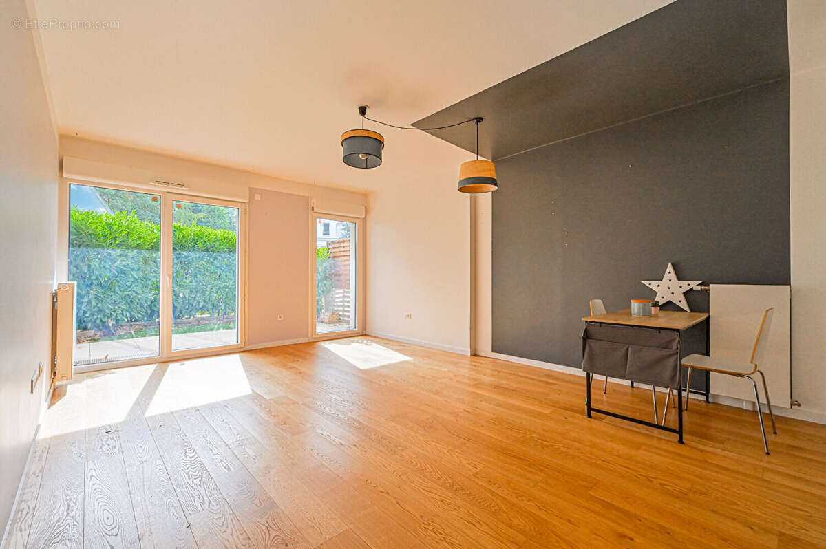 Appartement à CHATILLON