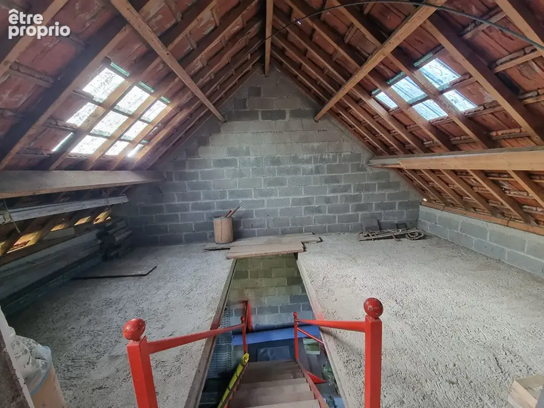 A vendre - garchizy  - grand garage en dur avec mezzanine sur terrain constructible de 852 m² - photo 4