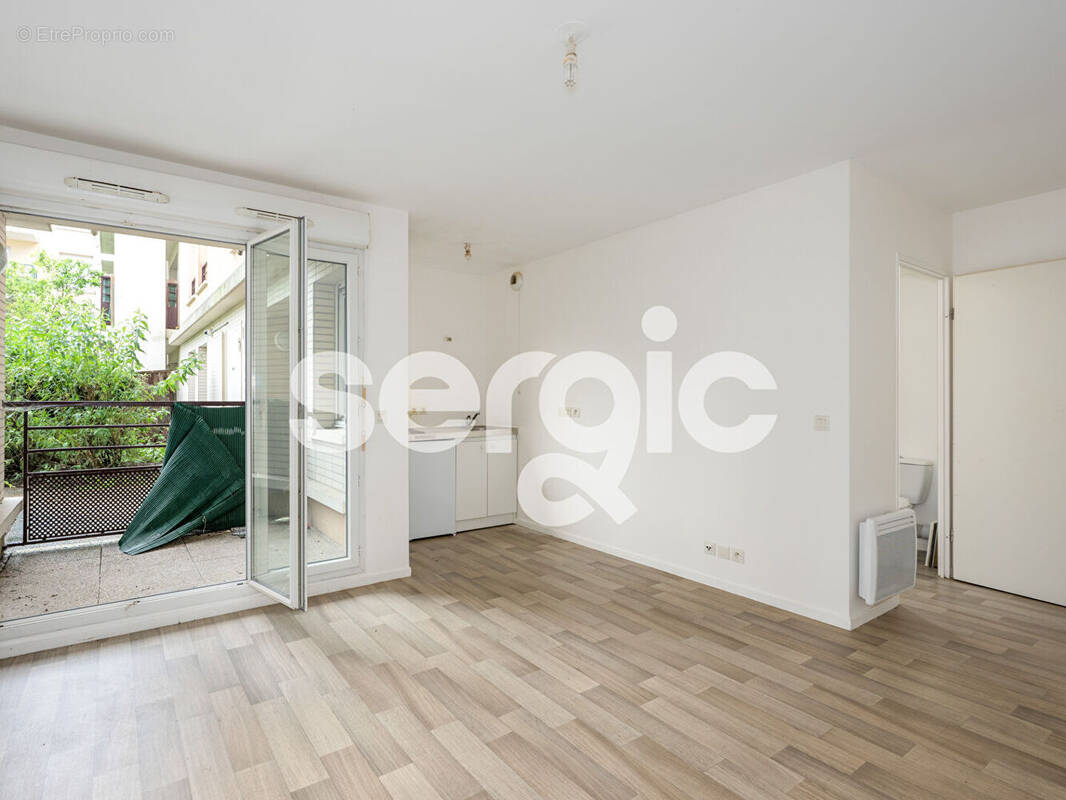 Appartement à VIGNEUX-SUR-SEINE