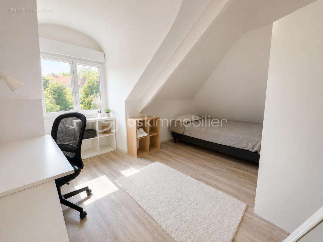  Maison familiale aux volumes exceptionnels avec appartement indépendant  - photo 10