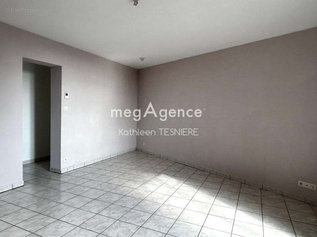 Appartement à FOUGERES