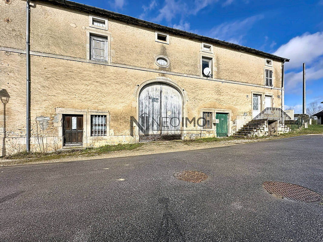 Maison à HARCHECHAMP