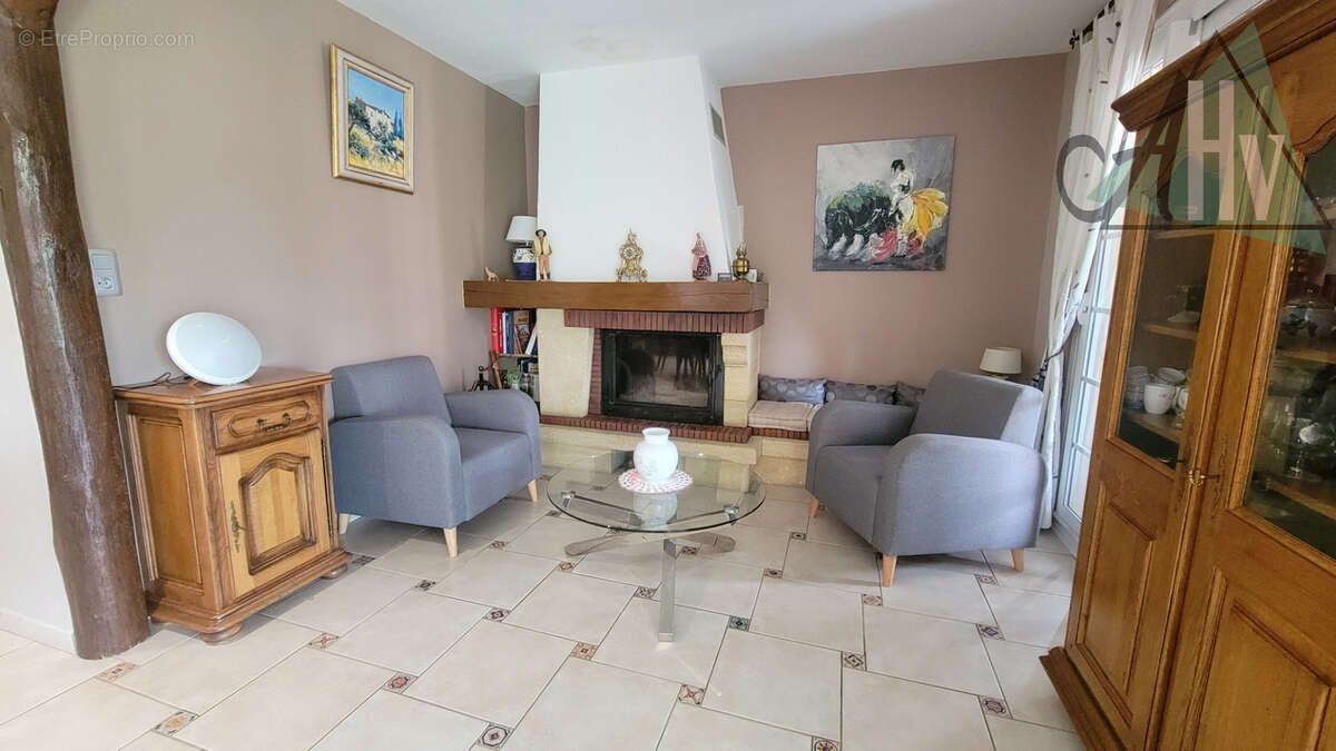 Maison à DONNEMARIE-DONTILLY