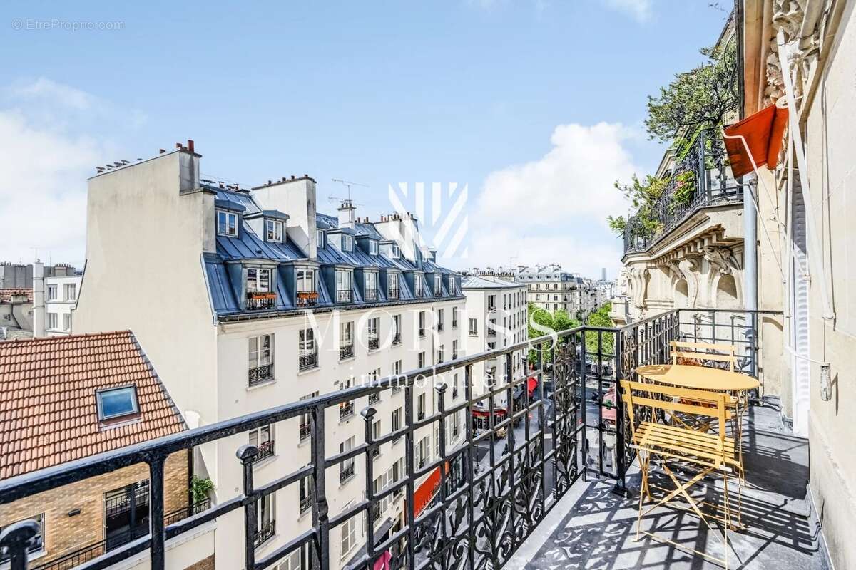 Appartement à PARIS-11E