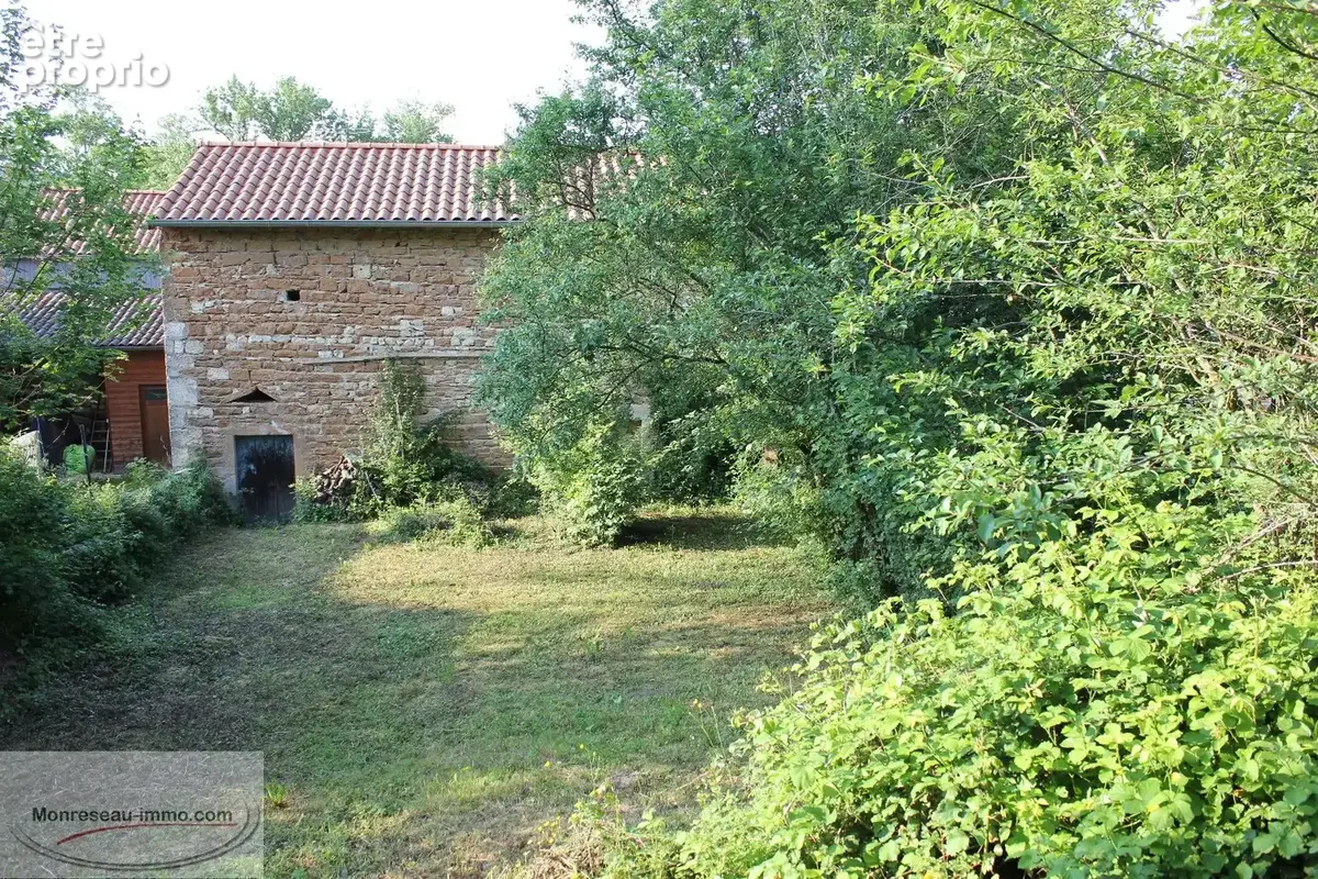Hurigny  authentique maison en pierre rénovée  4 chambres  dépendances  grand terrain - photo 10