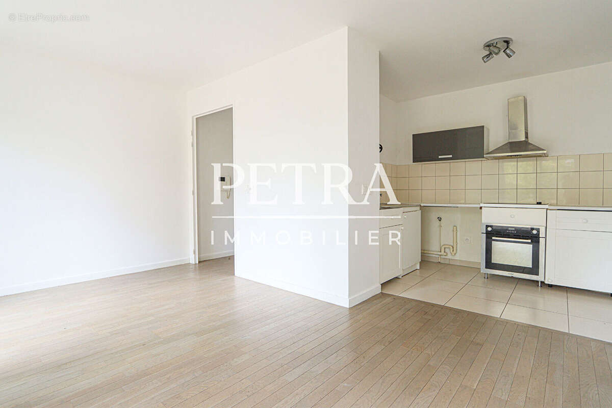 Appartement à BAGNEUX