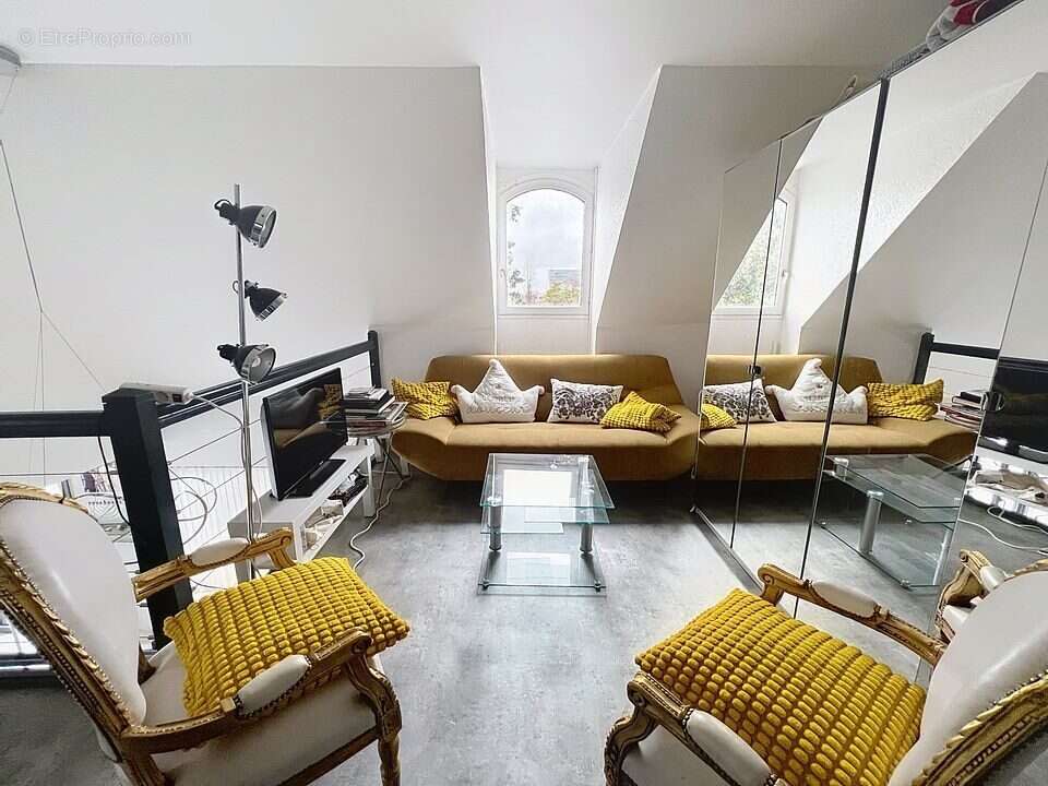 Maison à CHENNEVIERES-SUR-MARNE