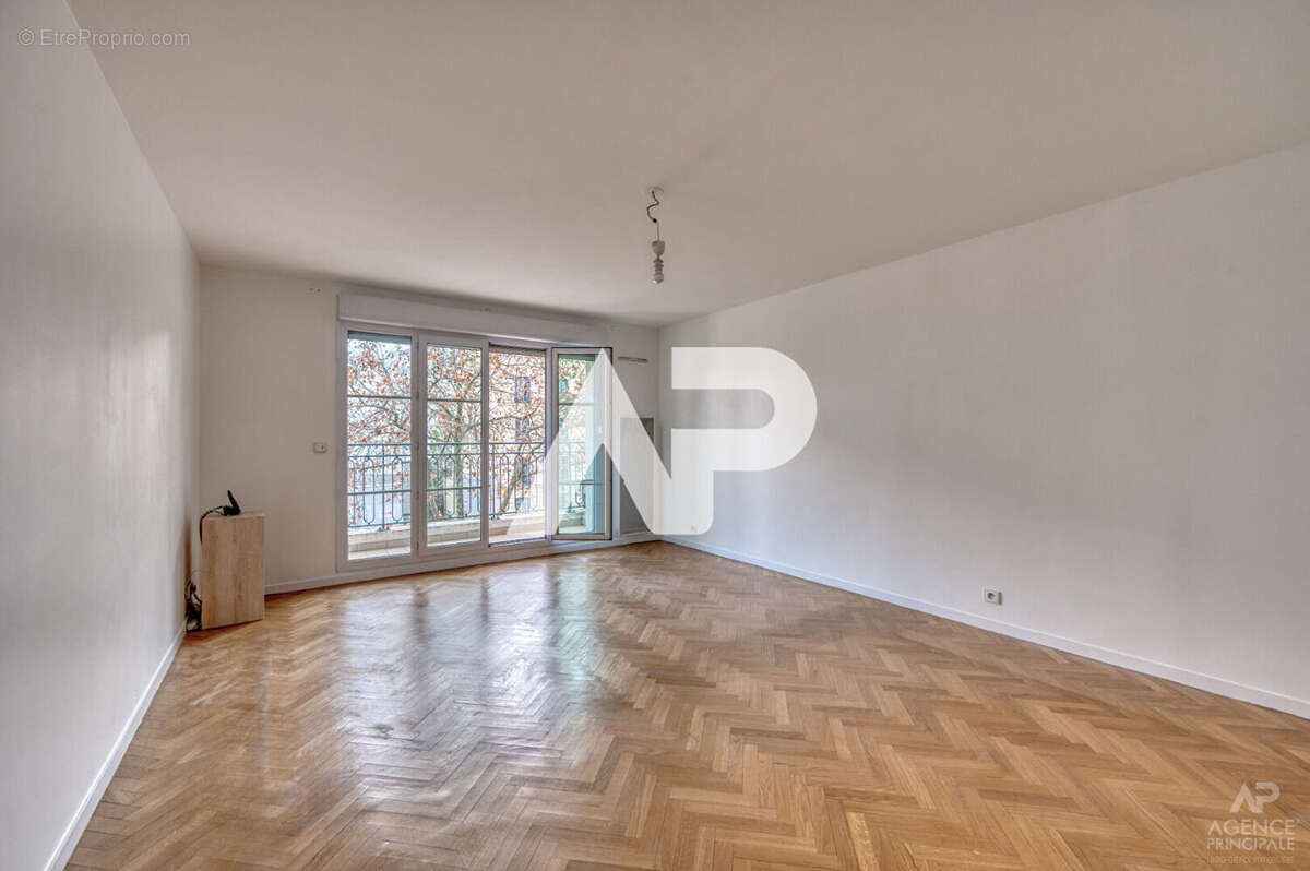 Appartement à RUEIL-MALMAISON