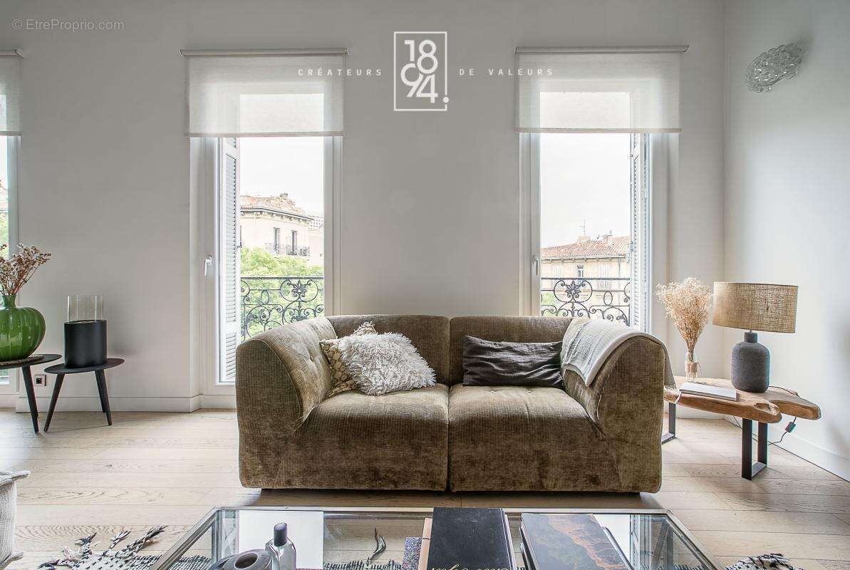 Appartement à MARSEILLE-6E