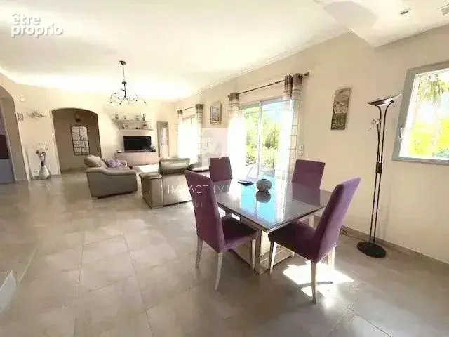 MAISON  7 pièces à  La Crau - 15 minutes de Hyères - photo 9