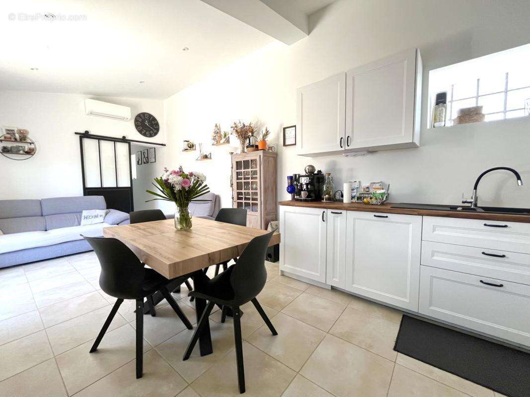 Maison à AIGUES-VIVES