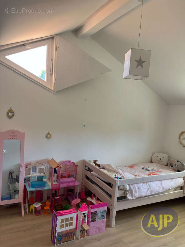 Maison à SAINT-MEDARD-EN-JALLES