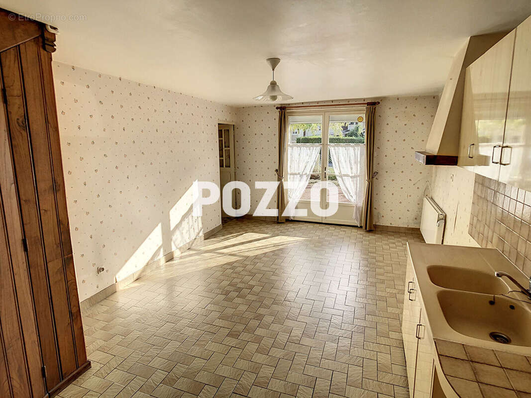 Maison à PARIGNY