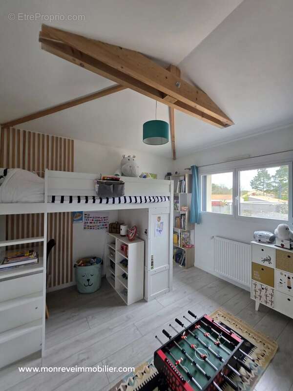 Maison à BOUGUENAIS