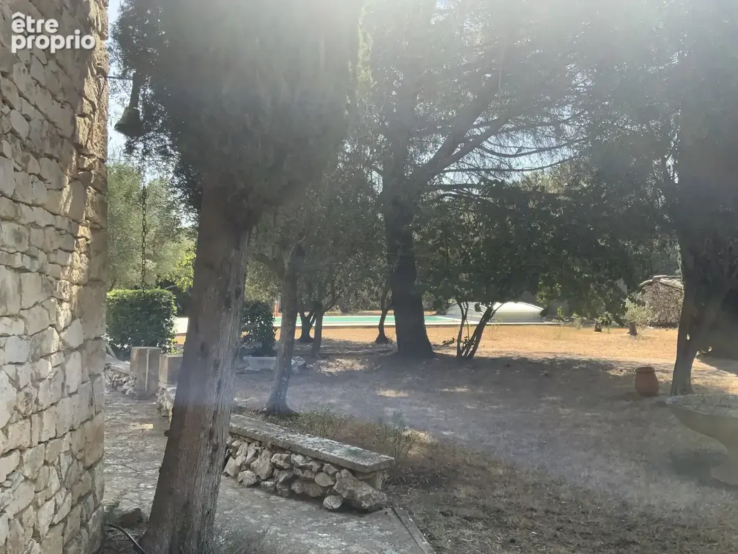 Exclusif,dans un village recherché, maison en pierre avec appartement indépendant sur un terrain de 2167 m2 et - photo 11