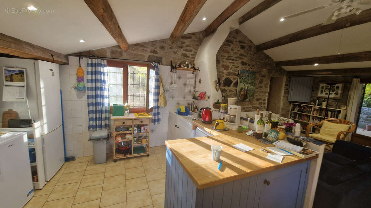 Maison à SAINT-PRIVAT