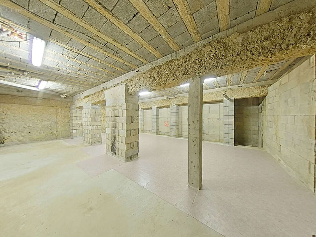 Maison à FONTENAY-LE-FLEURY