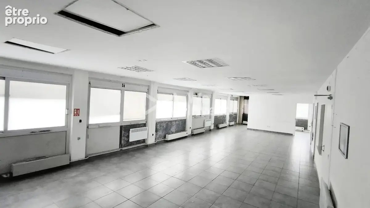 Commerce 115 m² à Nogent-Sur-Oise  - photo 7