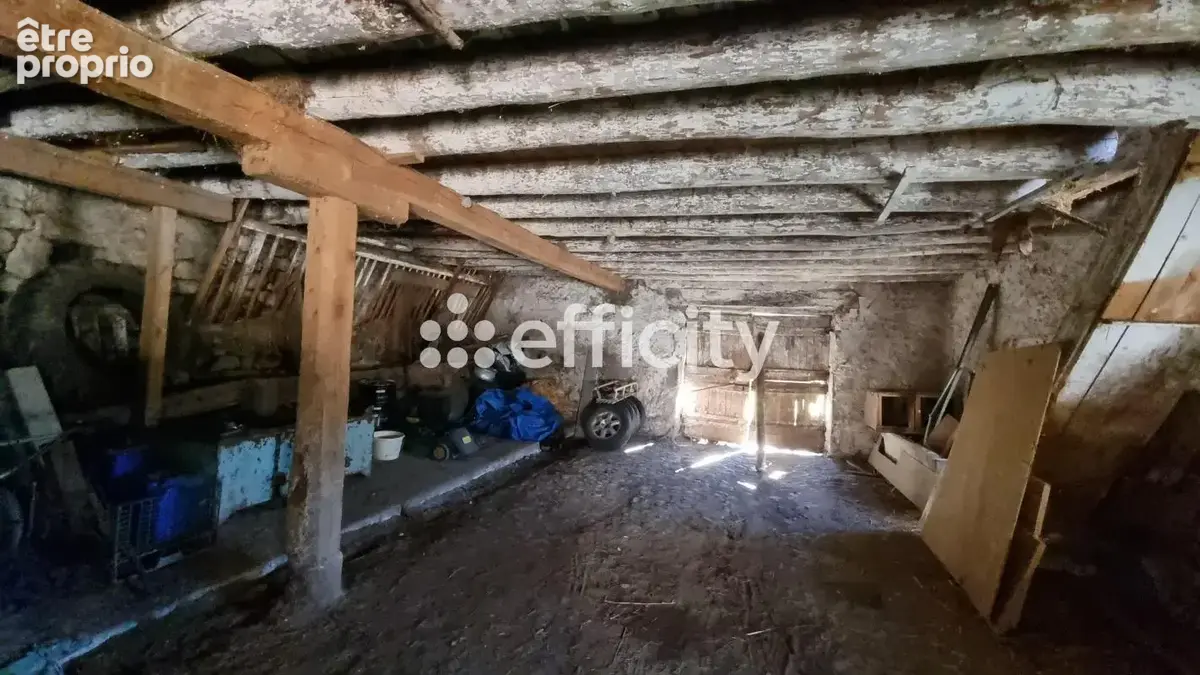 Maison 2 pièces 200 m² à vendre à Saint-Pierre-Le-Vieux (48200) - photo 7