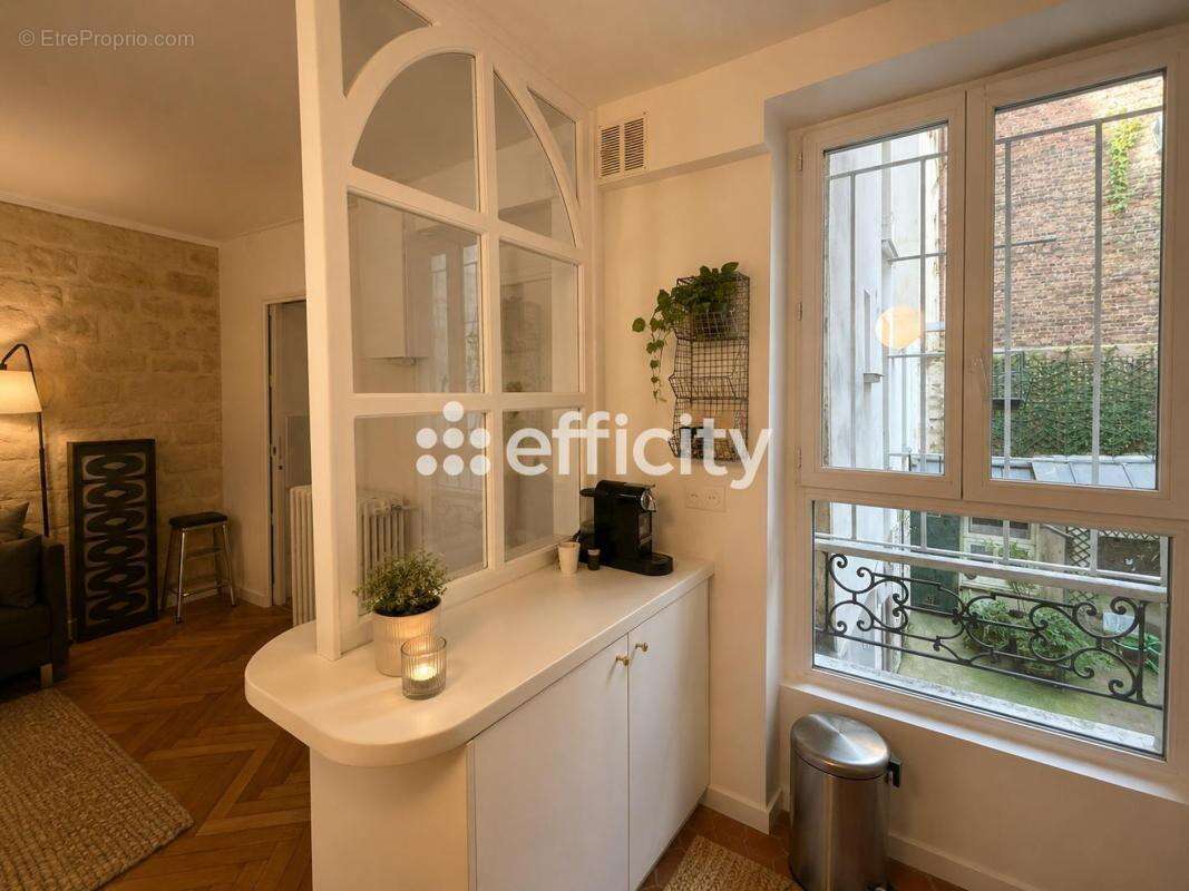 Appartement à PARIS-19E