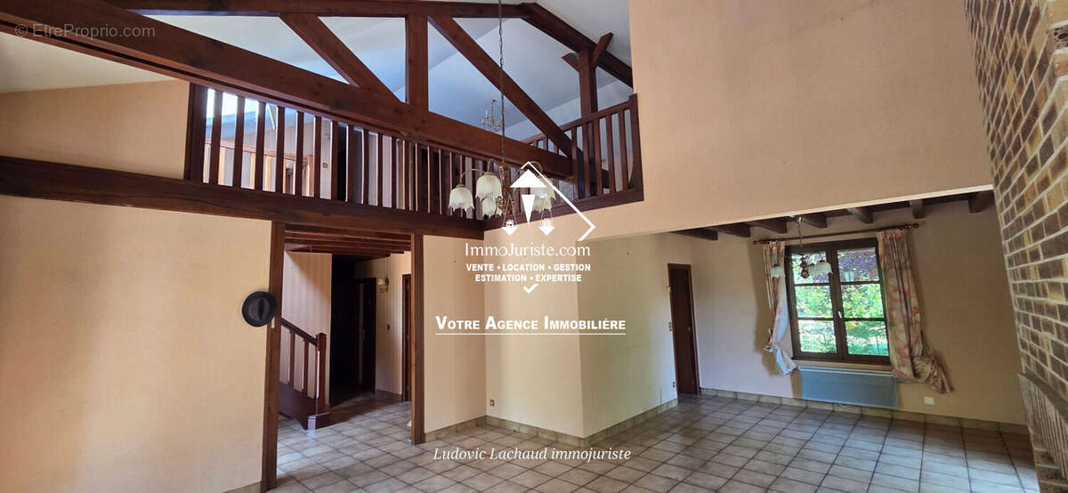 Maison à SAINT-VICTURNIEN