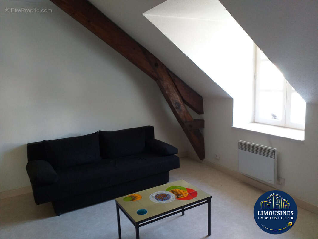 Appartement à ARPAJON-SUR-CERE