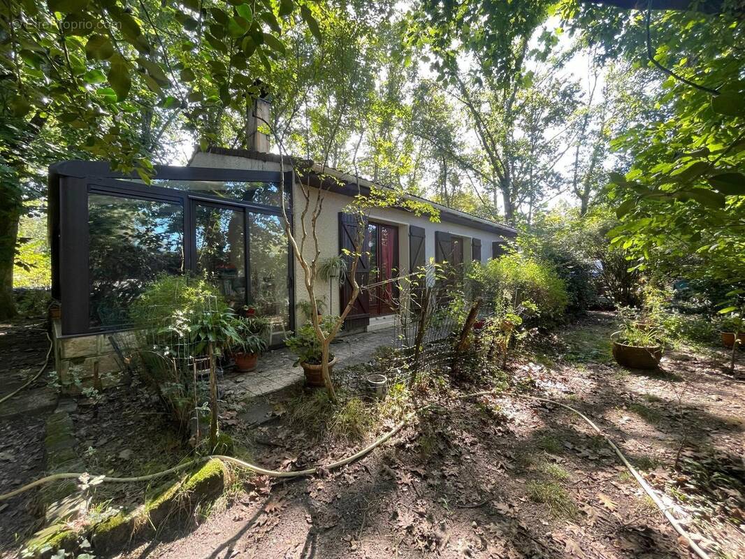 Photo 1 - Maison à SAINT-JEAN-D'ILLAC