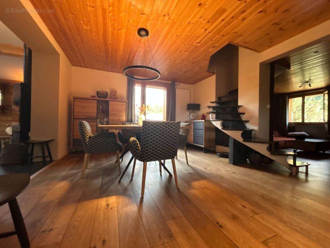 Chalet d'exception rénové à La Salle-les-Alpes – Serre-Chevalier - photo 5